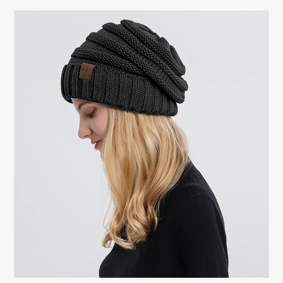 Zoonon Cable Knit Slouched Stylish Black Knit Beanie NWOT - Picture 2 of 9